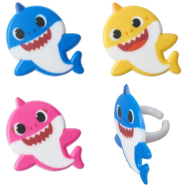 12 BABY SHARK Cupcake Rings Cake Toppers for Birthday Party Decoration - Baby Shark Mommy, Daddy and Baby